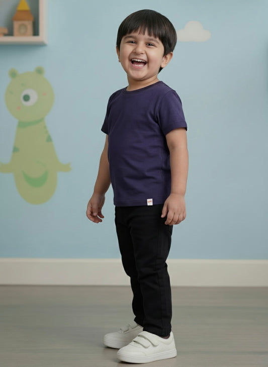 Black Cotton Relaxed Fit Smart Stretchable Jeans for Boys