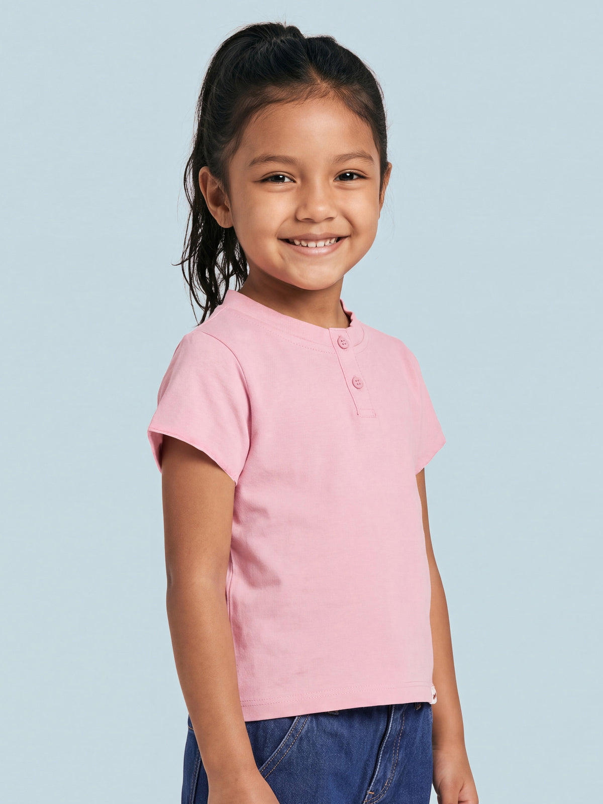 Button Up T-shirt in Pink