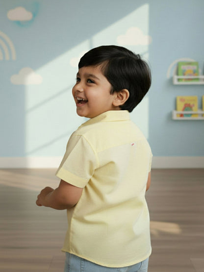 Yellow 100% Cotton Resort Collar Half Sleeve Casual Shirt